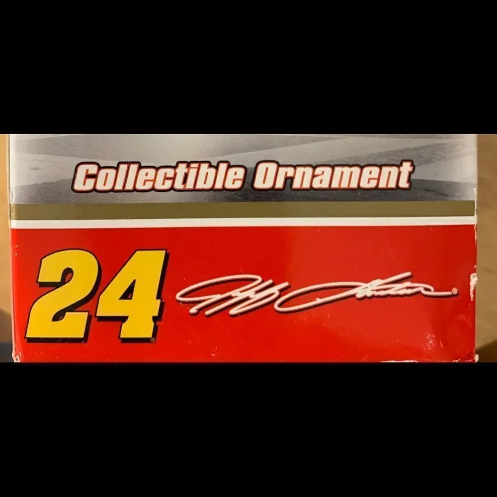 Jeff Gordon 2005 Collectible Ornament